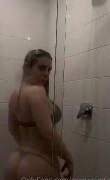 AranzaSinte Nude Shower – Onlyfans leak